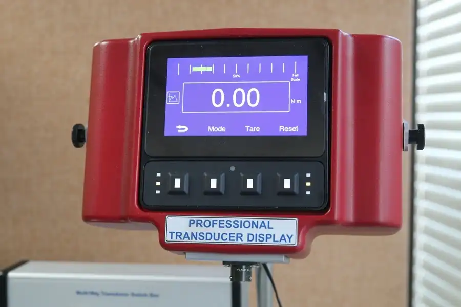 Red torque display with a blue screen